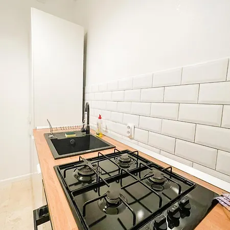 3-bedroom Apartment, Universitate Square, Center 布加勒斯特