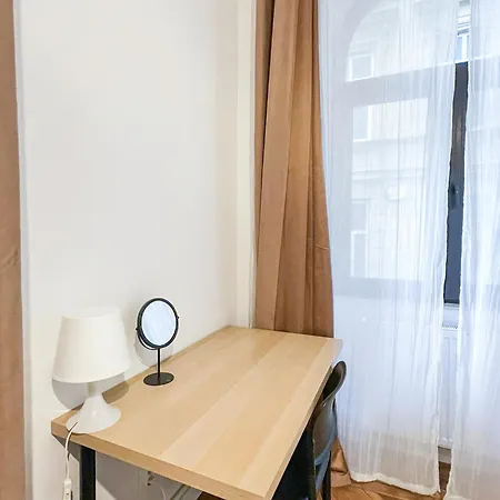 3-bedroom Apartment, Universitate Square, Center