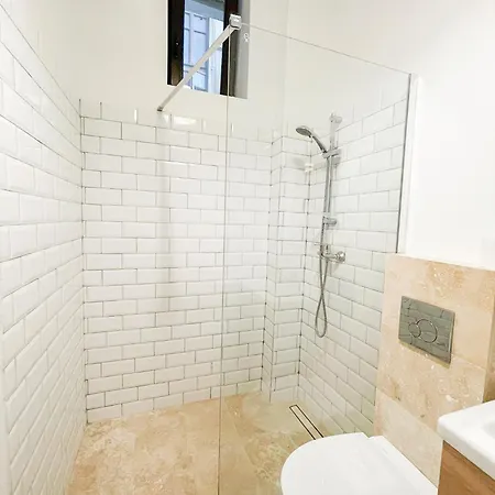 公寓 3-bedroom Apartment, Universitate Square, Center *