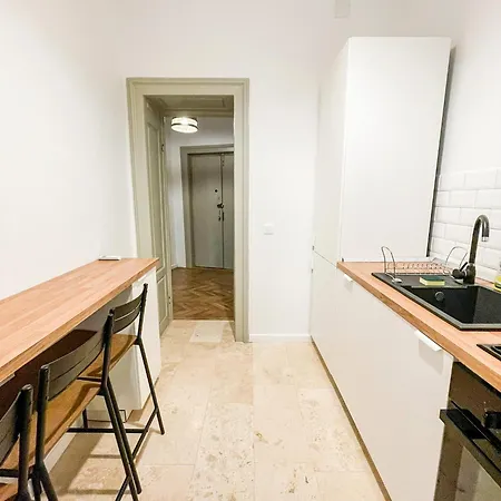 公寓 3-bedroom Apartment, Universitate Square, Center 布加勒斯特